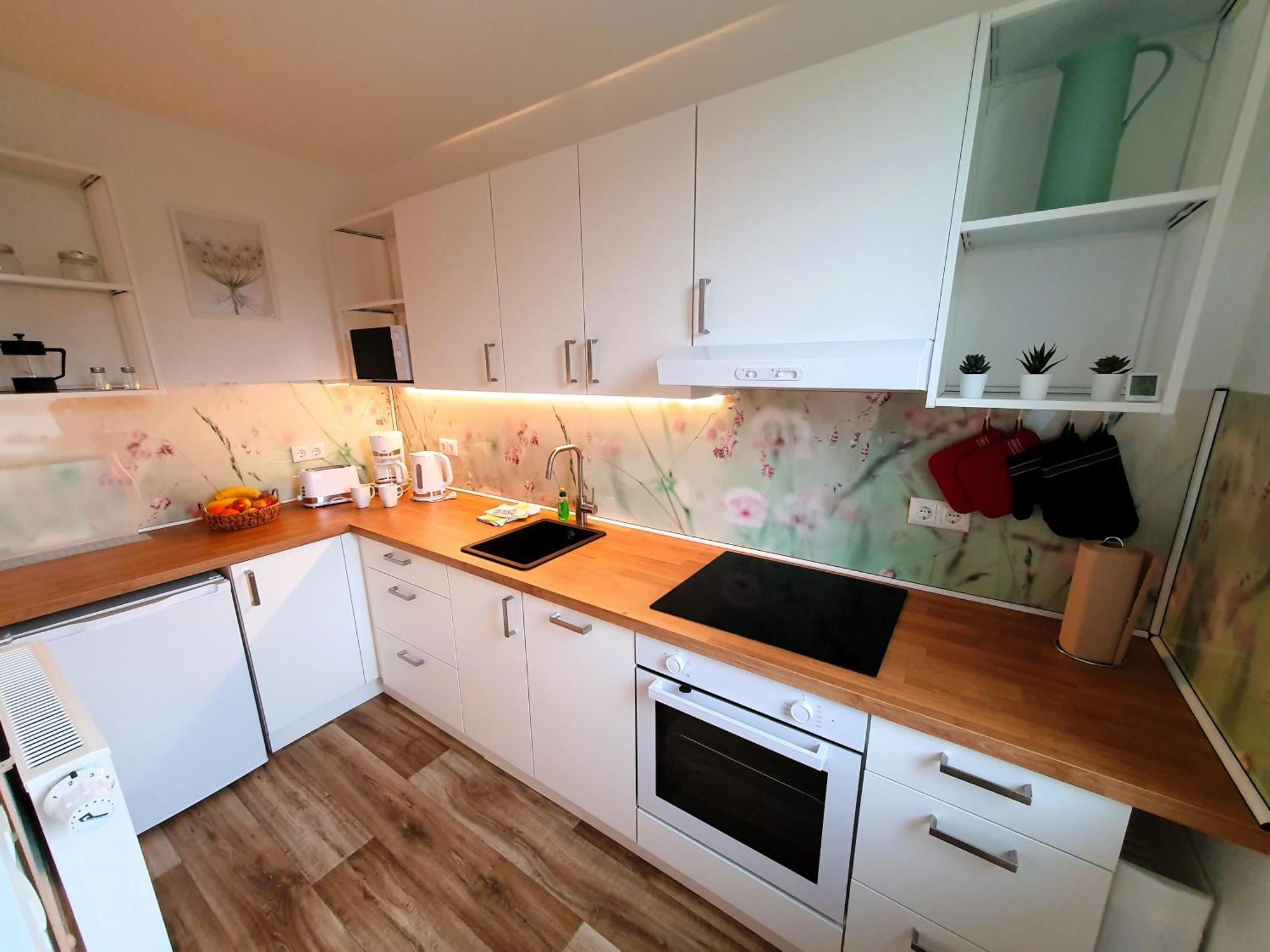Radfreundliches Wohlfuehl-Apartment Mit Terrasse Und Parkplatz - Fewo Woody Schwerin  Zewnętrze zdjęcie